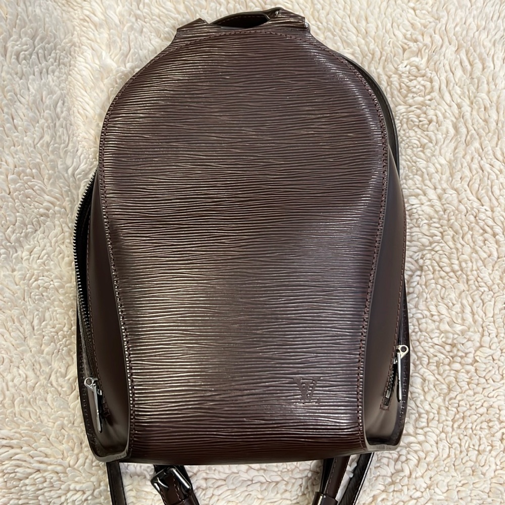 LOUIS VUITTON Epi Mabillon Backpack Mocha - Used just a couple of times.